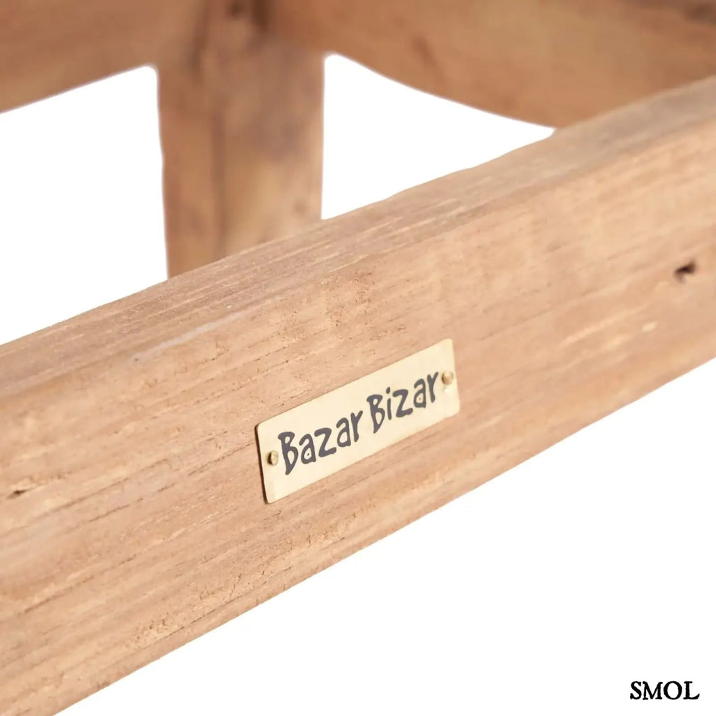 Teakfa ülőke Fab Rustic, natúr, rusztikus láb nagyítva logoval