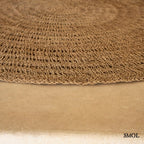 Kézzel készült kerek tengerifű szőnyeg (100 cm), natúr szövés, oldalról nagyítva