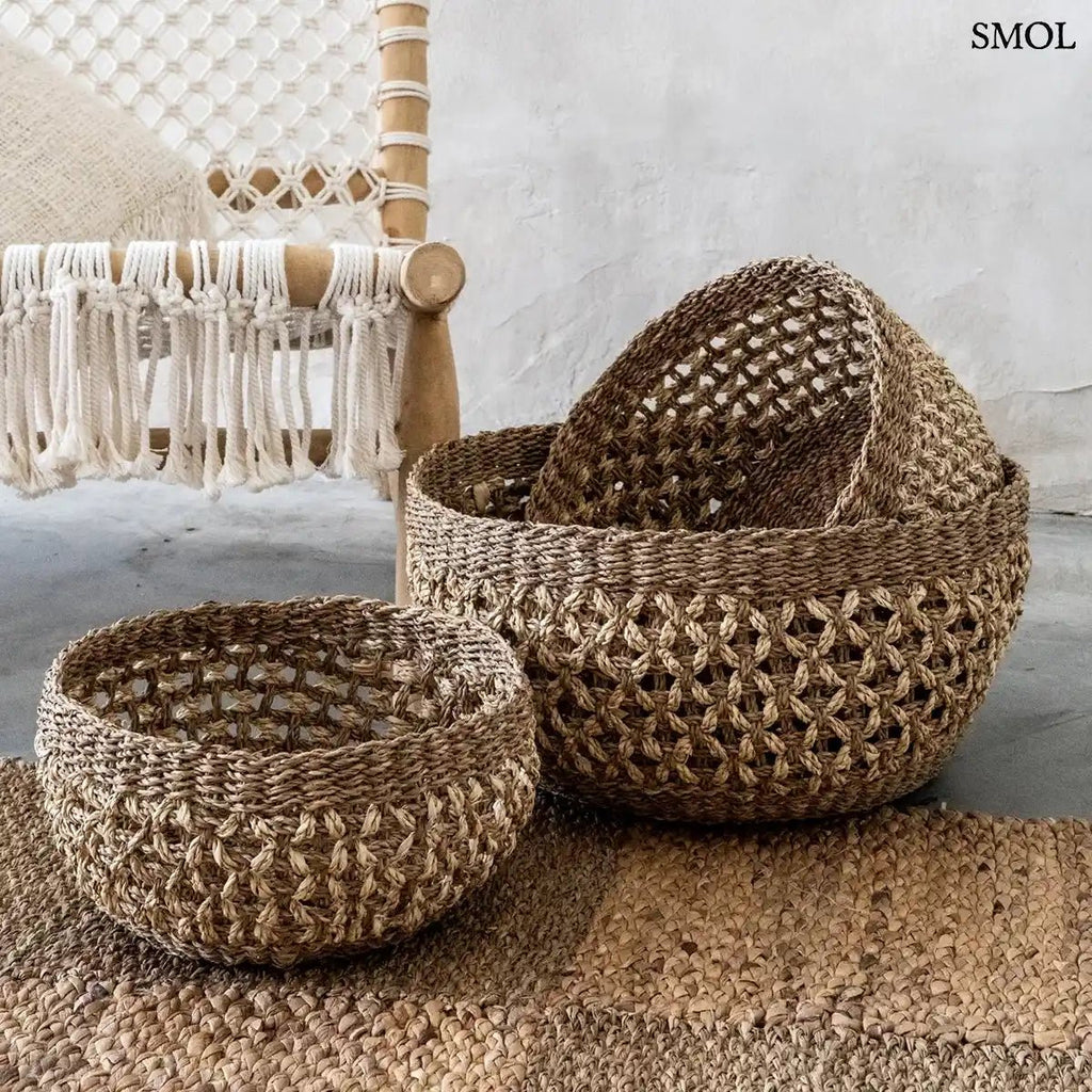 Kézzel szőtt, kockás mintázatú natúr tengerifű szőnyeg XL méretben, kosarakkal