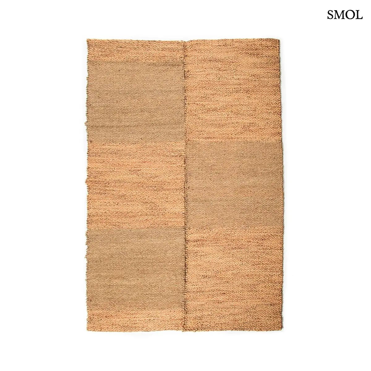 Kézzel szőtt, kockás mintázatú natúr tengerifű szőnyeg XL méretben, fehér háttérrel