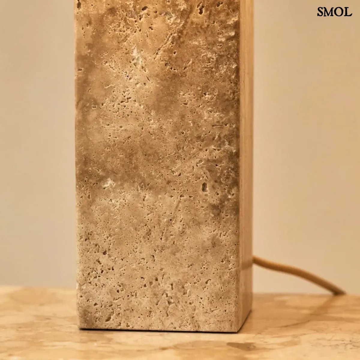 Travertin Asztali Lámpa Pamut Lámpaernyővel | ROSIE - SMOL