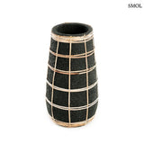 Vase – schwarze Terrakotta, mit Rattan, M | CUTIE