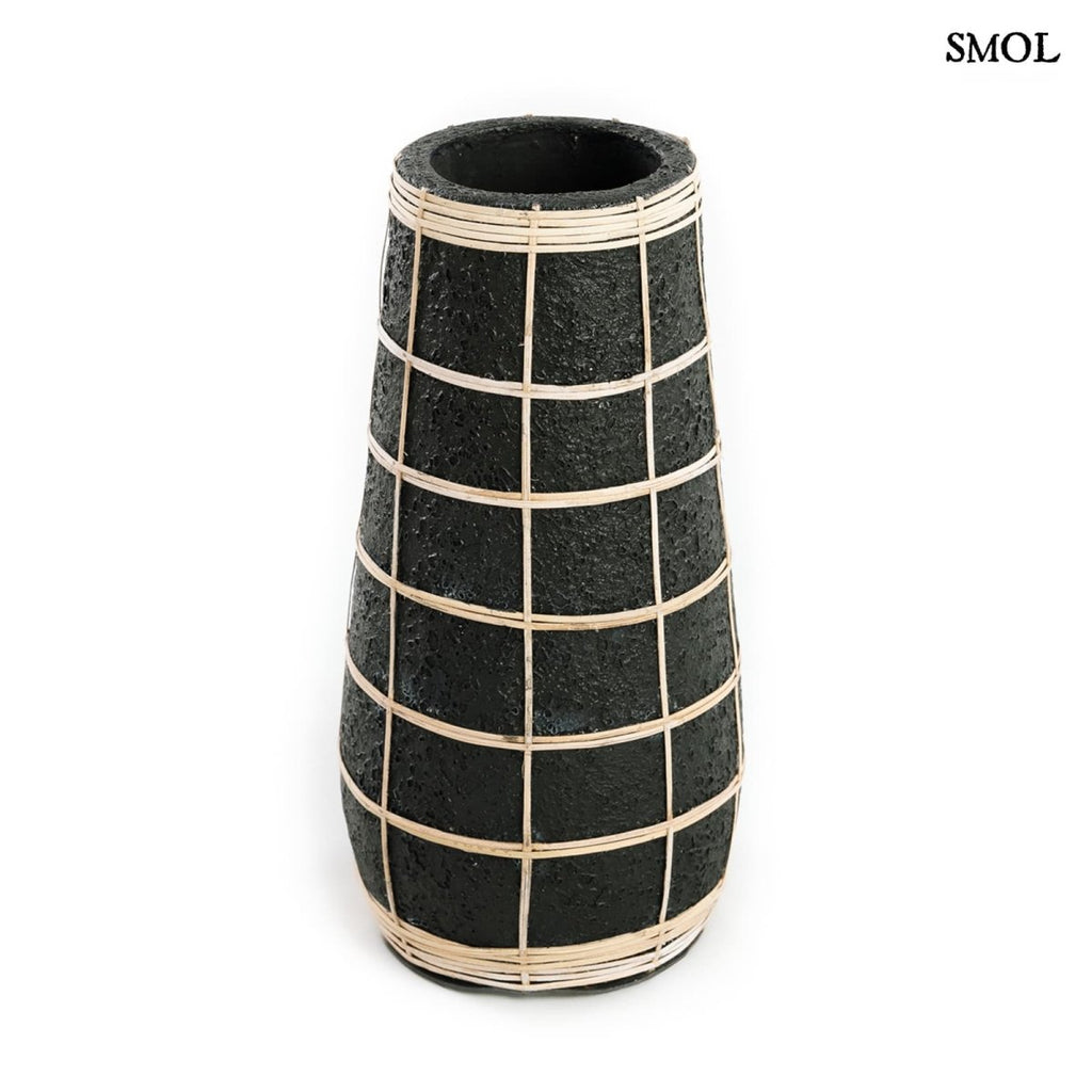 Váza - rattannal, fekete, 31 cm | LOVEY - SMOL
