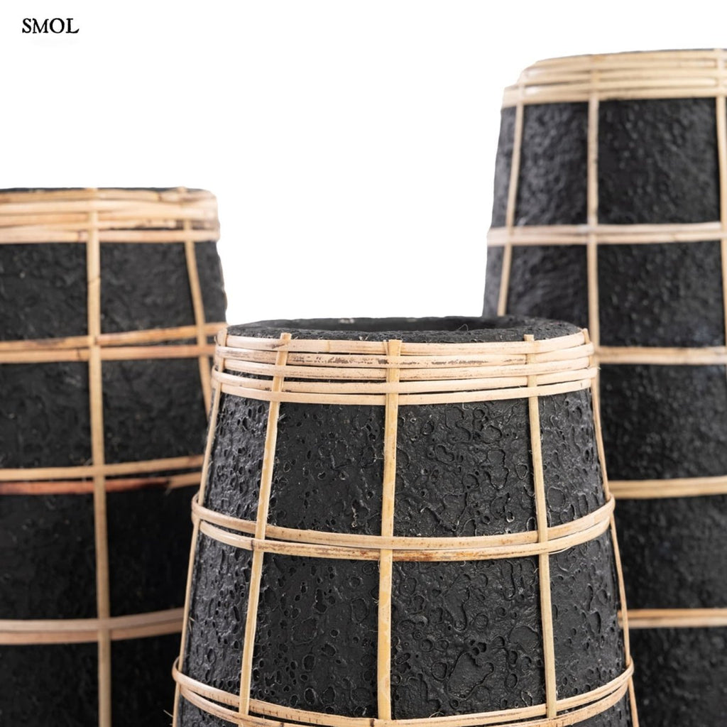 Váza - rattannal, fekete, 31 cm | LOVEY - SMOL