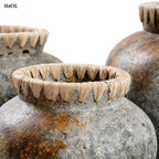 Váza - szürke terrakotta, raffiával, 22 cm | STELY - SMOL