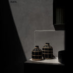 Váza - terrakotta, fekete, rattannal, 19 cm | WES - SMOL