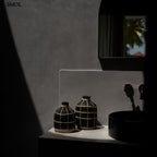 Váza - terrakotta, fekete, rattannal, 23 cm | WILLA - SMOL