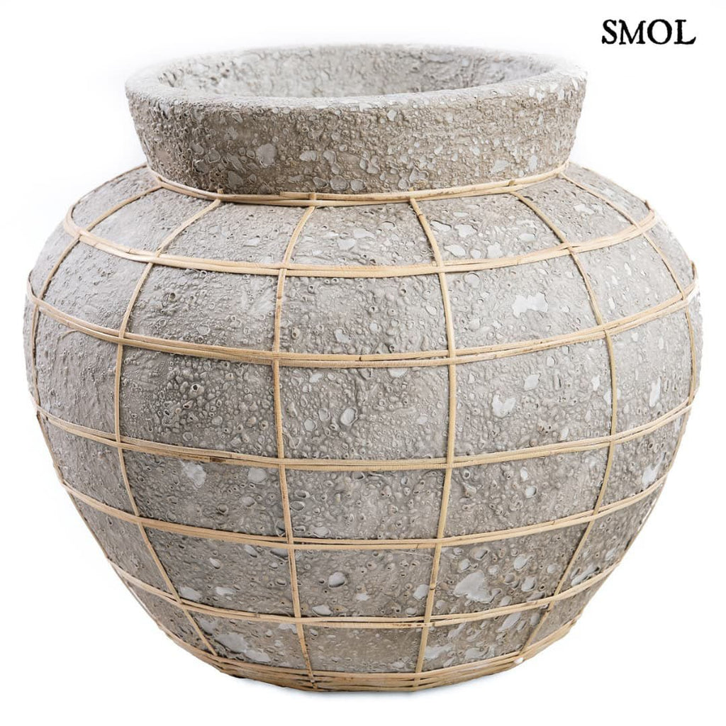 Váza - terrakotta, szürke, raffiával, 33 cm | BELLYNL - SMOL