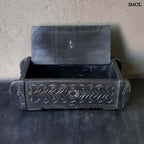 Vintage fa tárolóláda | REPEKA | SMOL -  asztalon, szemből