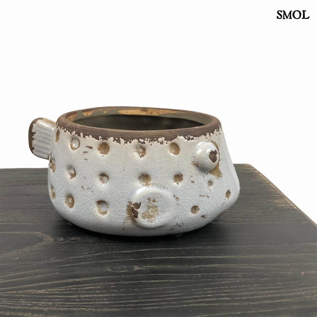 Virágtartó - fehér hal, kerámia, 18,5 cm | BUBBLES - smol.hu - fekete kisasztalon