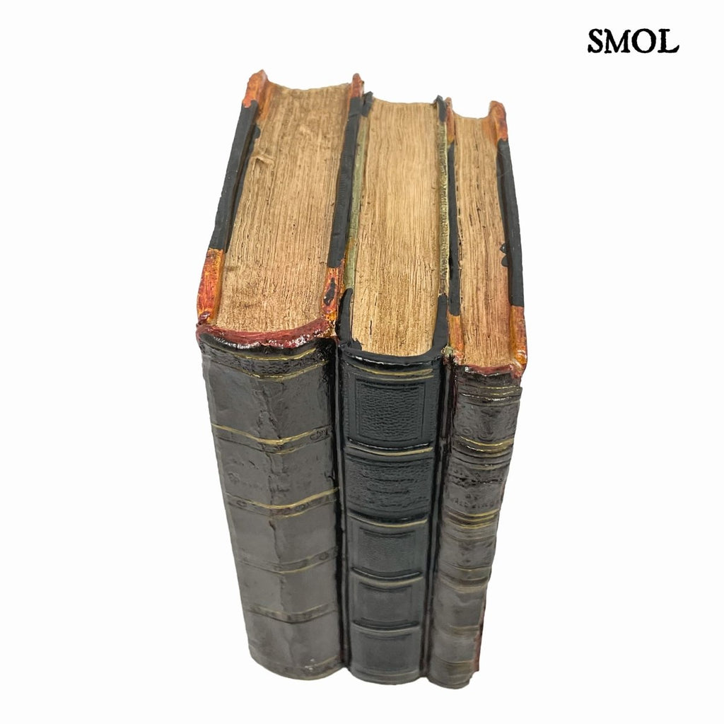 smol.hu - books, díszkönyvek fölülről ferdén