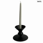 Gyertyatartó - fekete, fém, 12,5cm | RIA - smol.hu - vékony gyertyával