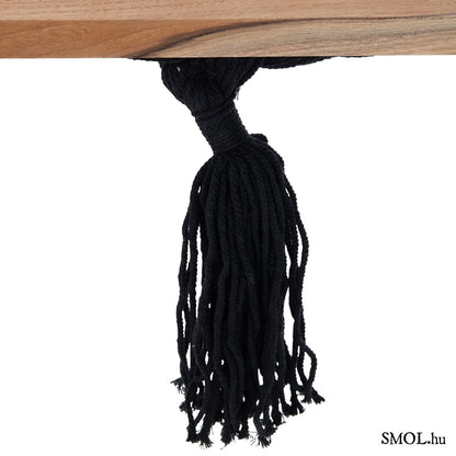 smol.hu-swing, beltéri hinta ülőfelület alatti fekete bojt nagyítva
